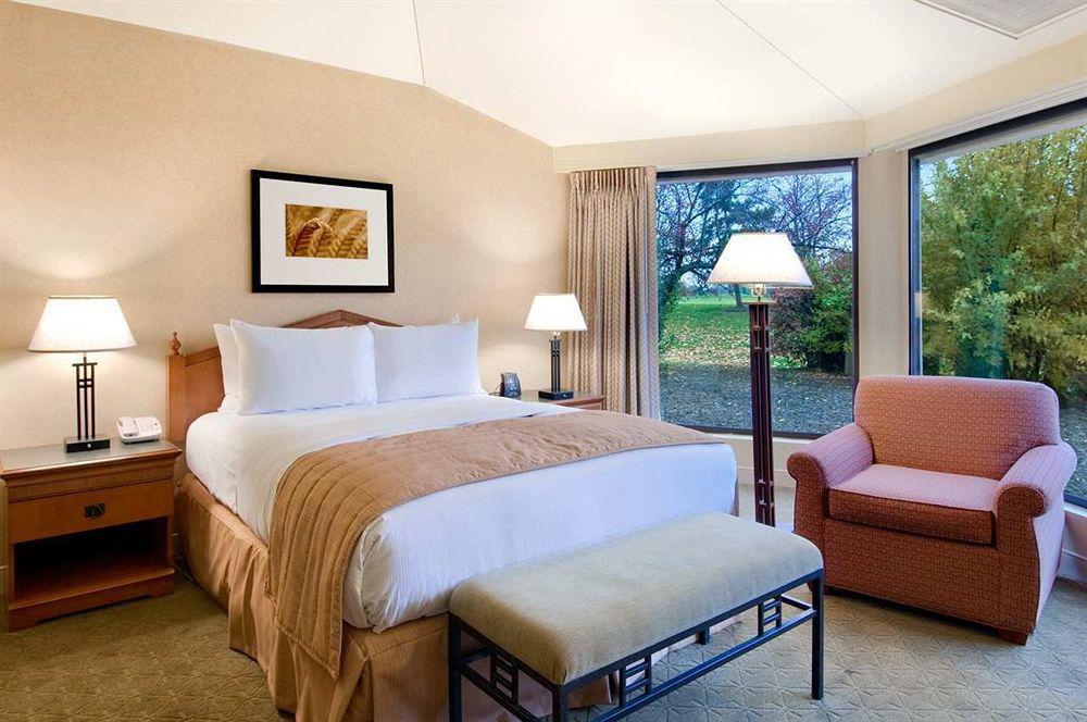 Indian Lakes Hotel Bloomingdale Zimmer foto